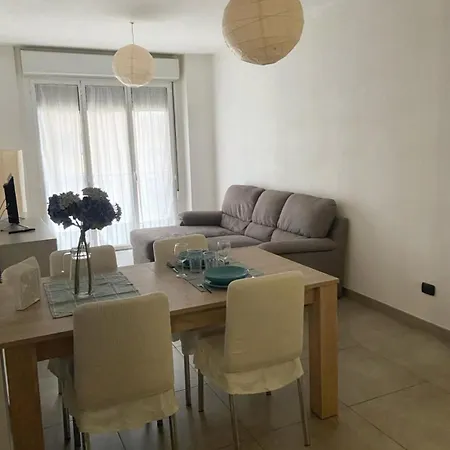 Le 2 Torri Apartment